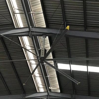 İyi bir fiyat. 1.5kw Doğal Soğuk Hava Soğutma Yüksek Hızlı HVLS Tavan Ventilatörü çevrimiçi