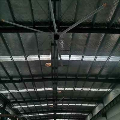 İyi bir fiyat. DX-7.3G 24FT Endüstriyel HVLS tavan fanı 1.5KW Güç tüketimi ve büyük alanlar için daha yüksek performans çevrimiçi